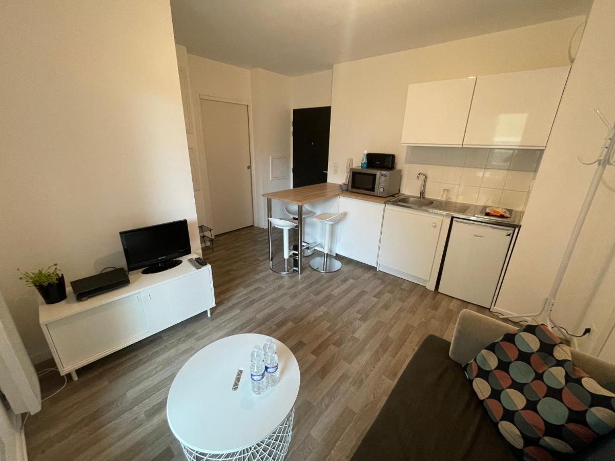 Gredi, Appt Avec Parking Et Terrasse A Caen Apartment Екстериор снимка